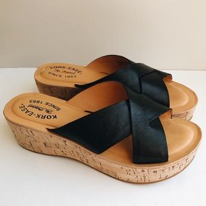 *Kork-Ease Sabrina Platform Sandal Black Size 7